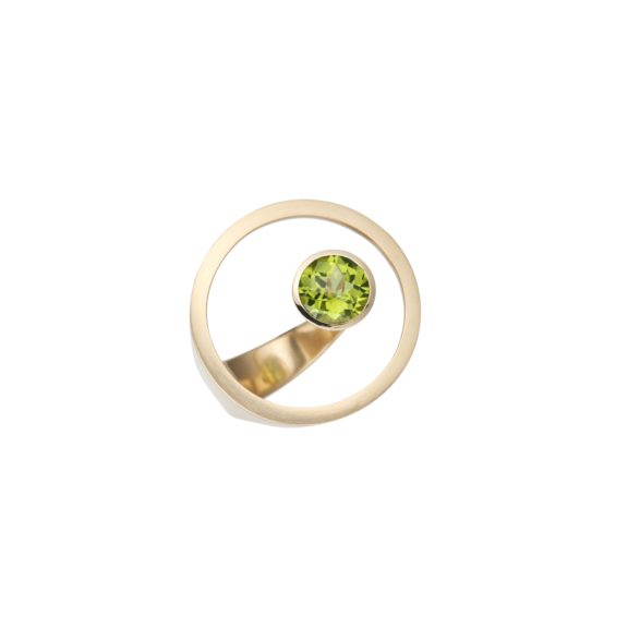 Ring aus 18 Karat Roségold mit Peridot