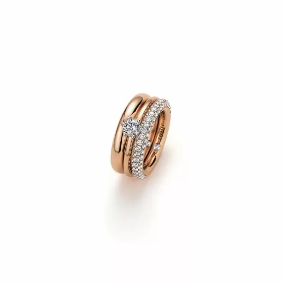 Ring aus Roségold mit Diamanten