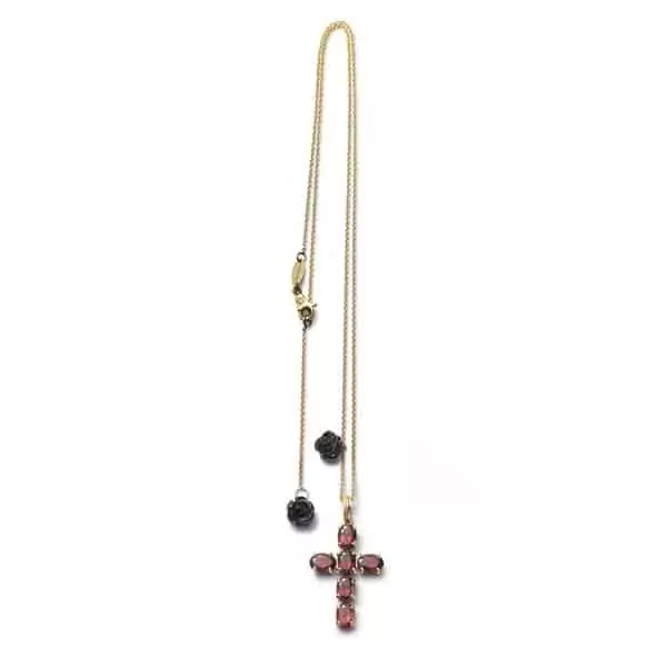 Collier aus Gelbgold mit Rhodolith-Granat und Jade von Dolce & Gabbana