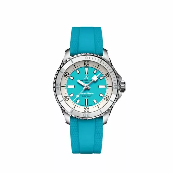 Breitling Superocean Automatic 36 mit Edelstahlgehäuse und Kautschukband und türkisem Zifferblatt