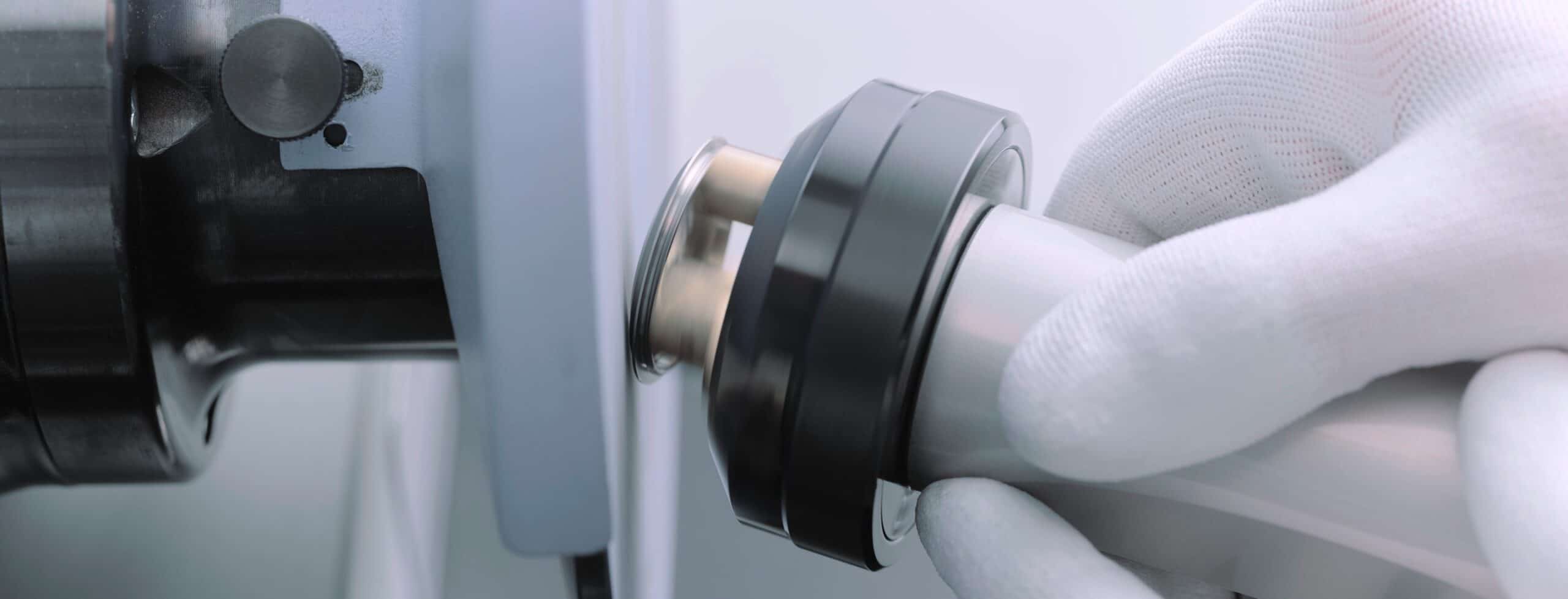 Das Rolex Wartungsverfahren bei Juwelier S.M.Wild - Auffrischen des Gehäuses