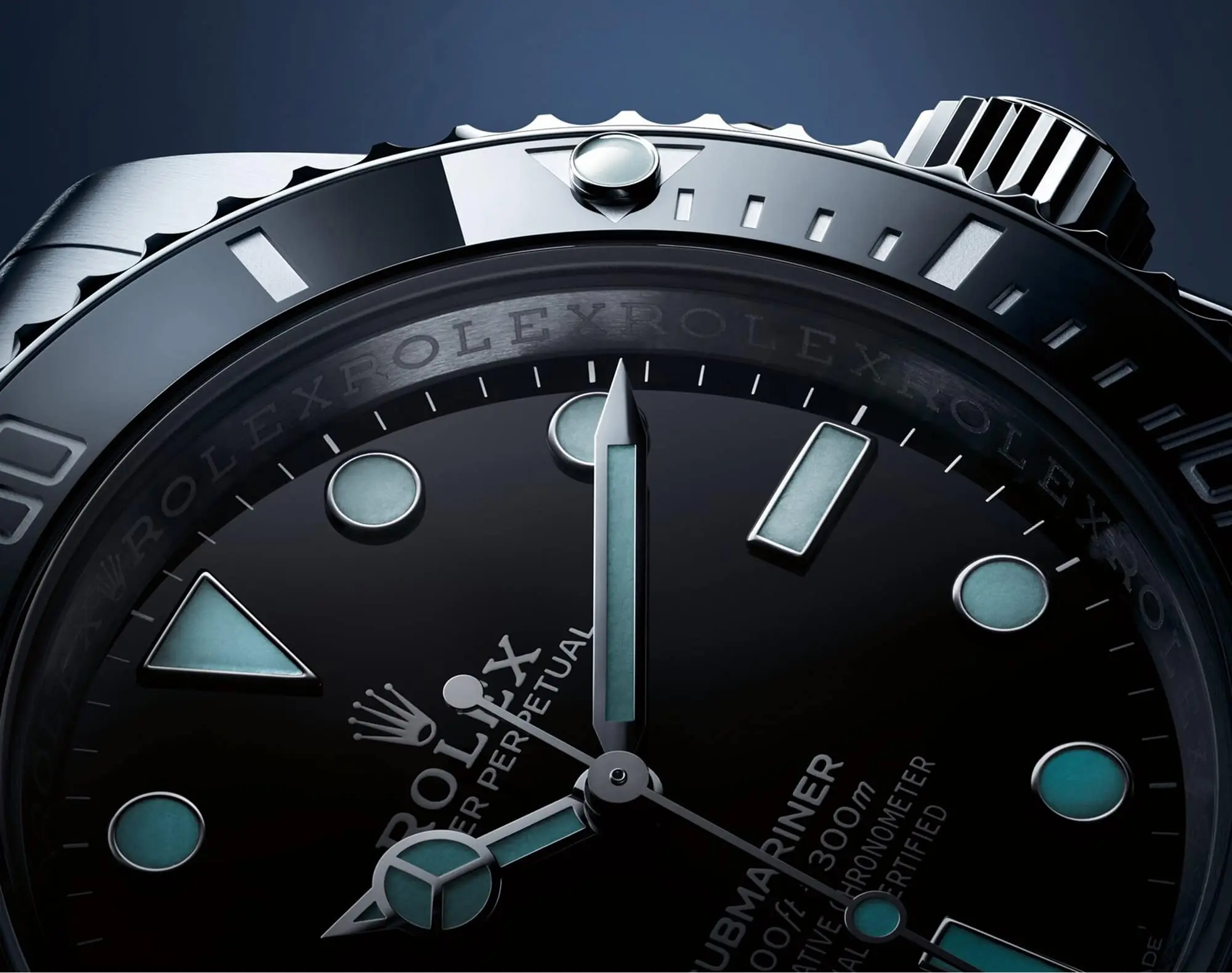 Lünette und Zifferblatt der Rolex Oyster Perpetual Submariner in Oystersteel