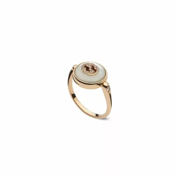 Interlocking Ring von Gucci aus 18 Karat Roségold mit Perlmutt und Diamanten