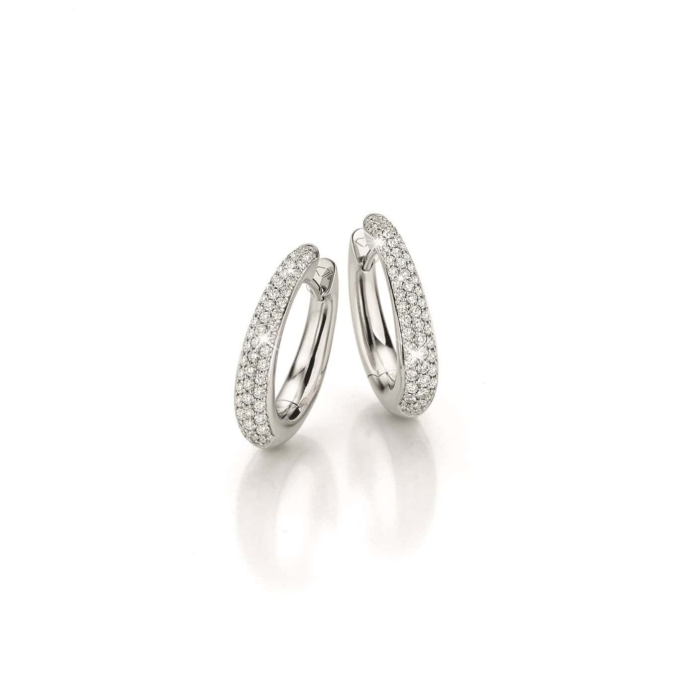 Ohrschmuck aus Weißgold mit Diamanten