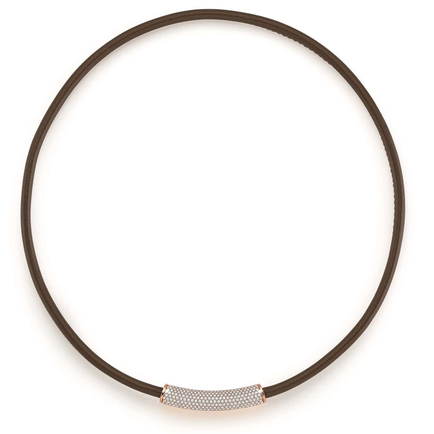 Collier aus Nappaleder mit Aufsatz aus Roségold mit Diamanten