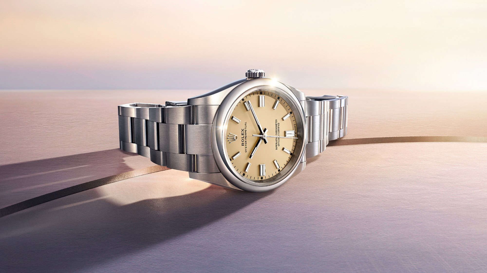 Die Rolex Oyster Perpetual mit neuem beigem Zifferblatt