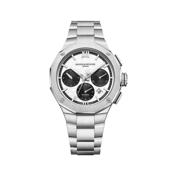 Baume et Mercier Riviera mit Gehäuse und Band aus Edelstahl und weißem Zifferblatt mit schwarzen Totalisatoren