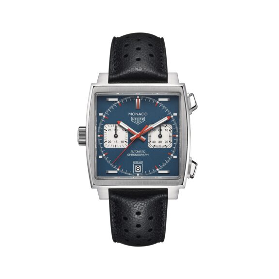 Tag Heuer Monaco Chronograph mit Edelstahlgehäuse, gelochtem Lederband und blauem Zifferblatt