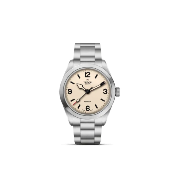 Tudor Ranger mit 39 Millimeter-Edelstahlgehäuse, Edelstahlband und sandfarbenem Zifferblatt