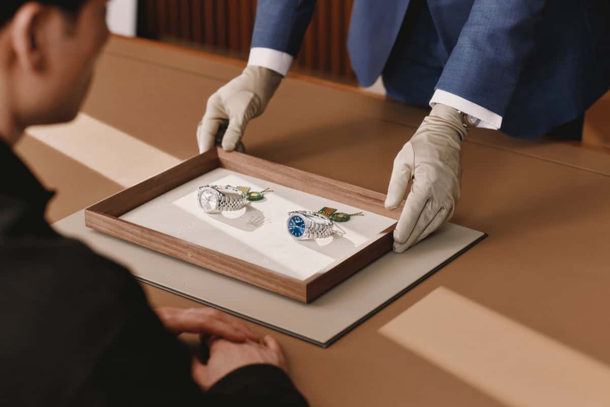 Kontaktieren Sie uns - Juwelier S.M.Wild - offizieller Rolex Fachhändler in Linz
