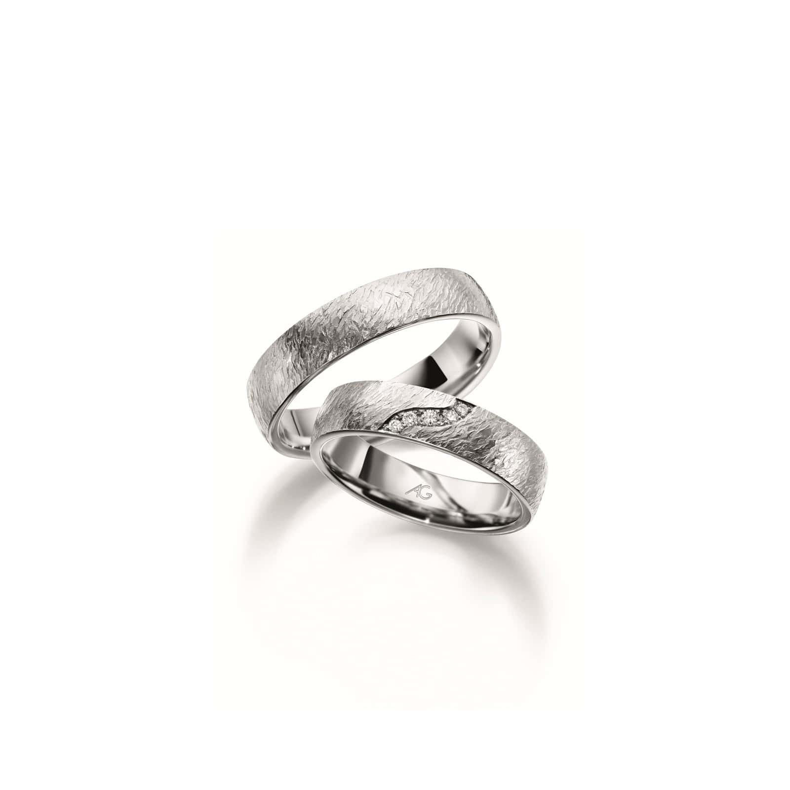 Ehering von August Gerstner aus Weißgold mit Diamanten 28678
