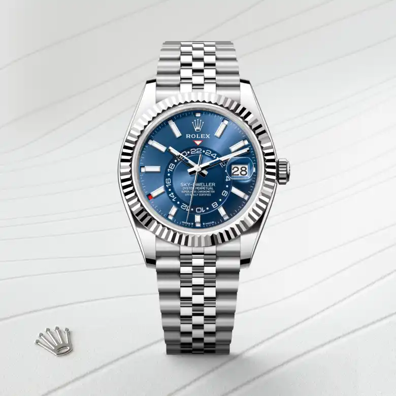 Rolex Sky-Dweller in Rolesor weiß (Kombination aus Edelstahl Oystersteel und Weißgold), Frontansicht