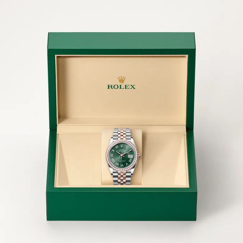 Rolex Datejust in Rolesor Everose (Kombination aus Edelstahl Oystersteel und Everose-Gold) in grüner Schatulle